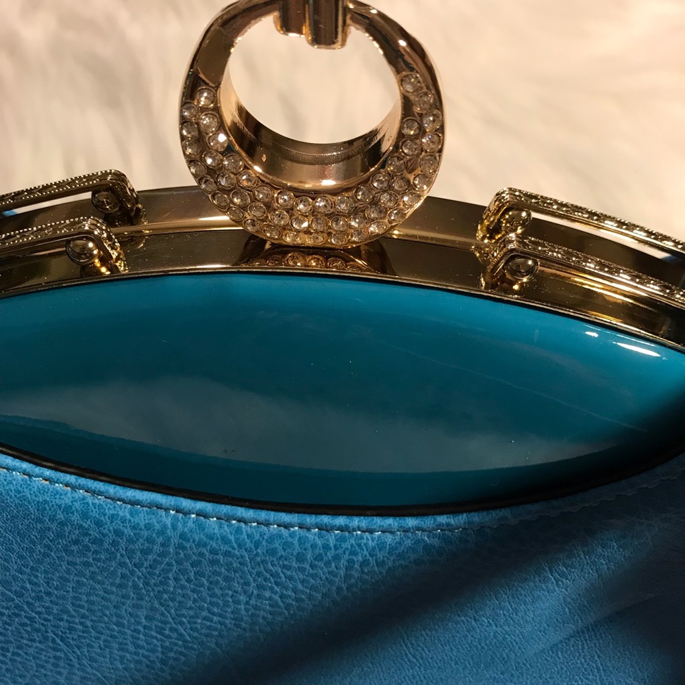 💙💙NEW Purse💙💙 - Picture 2 of 6
